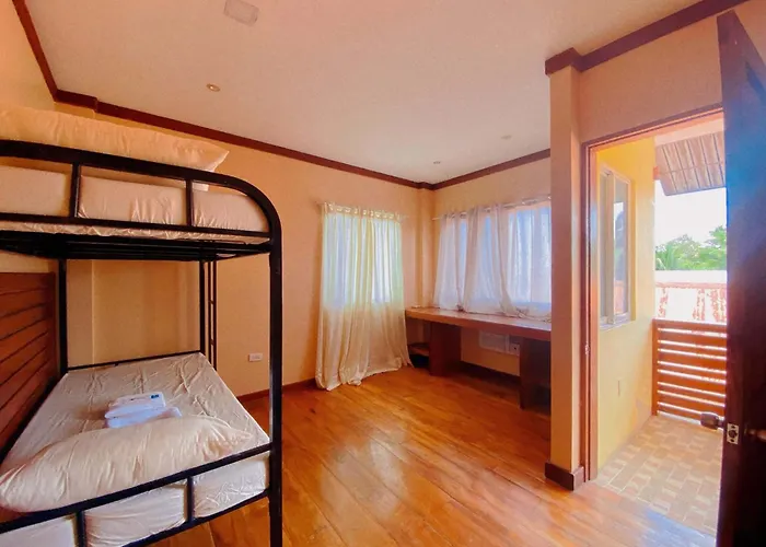 Shirubi & Guesthouse-moalboal Accommodatie bij particulieren Moalboal