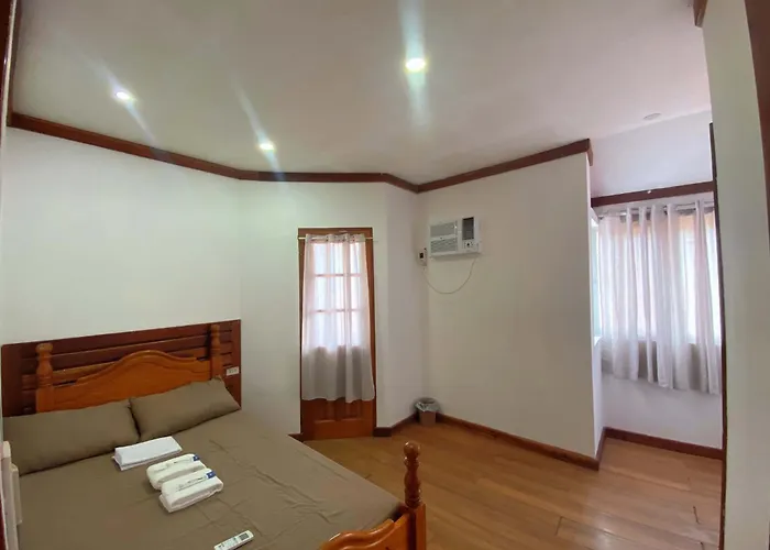 Shirubi & Guesthouse-moalboal
