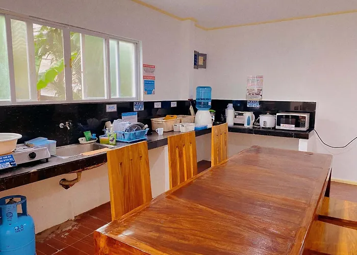 Shirubi & Guesthouse-moalboal Accommodatie bij particulieren *
